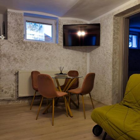 Signal Suites With Garden & Mountain View ブラショフ エクステリア 写真